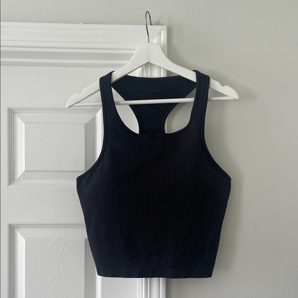 NEW Lululemon Ebb to Street Cropped Tank Top - Picture 2 of 6